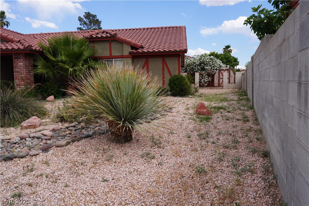 738 Loganrun Lane Las Vegas NV 89110