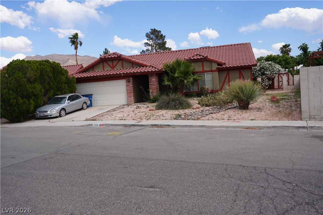 738 Loganrun Lane Las Vegas NV 89110