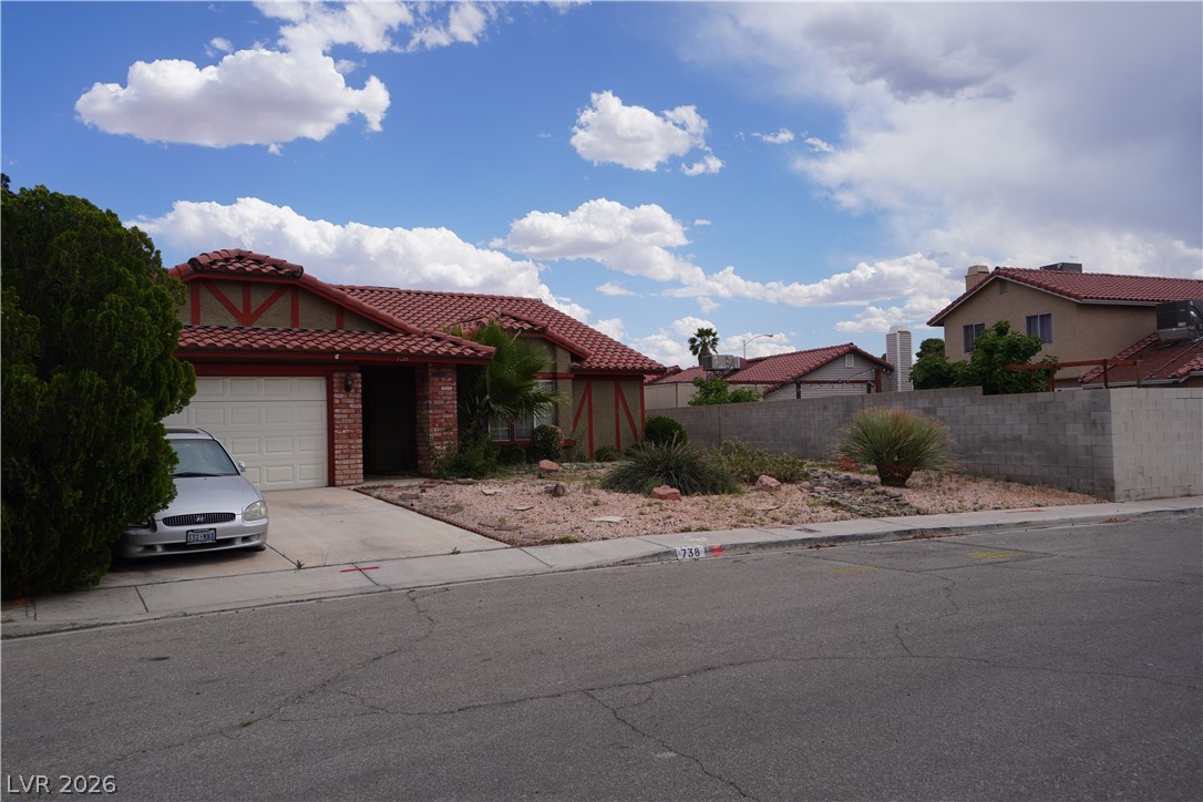 738 Loganrun Lane Las Vegas NV 89110
