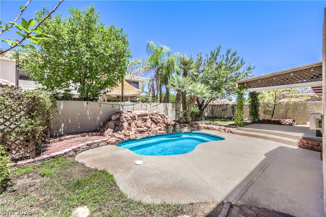 8700 Autumn Valley Avenue Las Vegas NV 89129