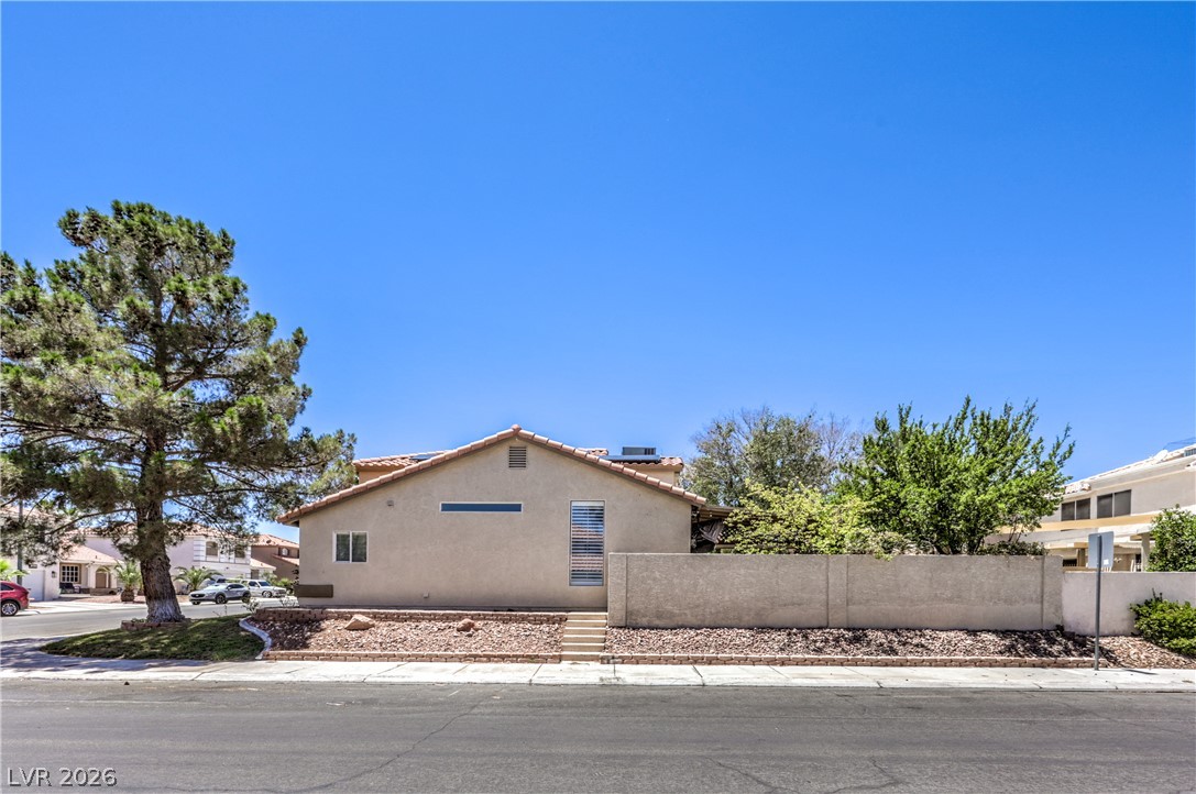 8700 Autumn Valley Avenue Las Vegas NV 89129