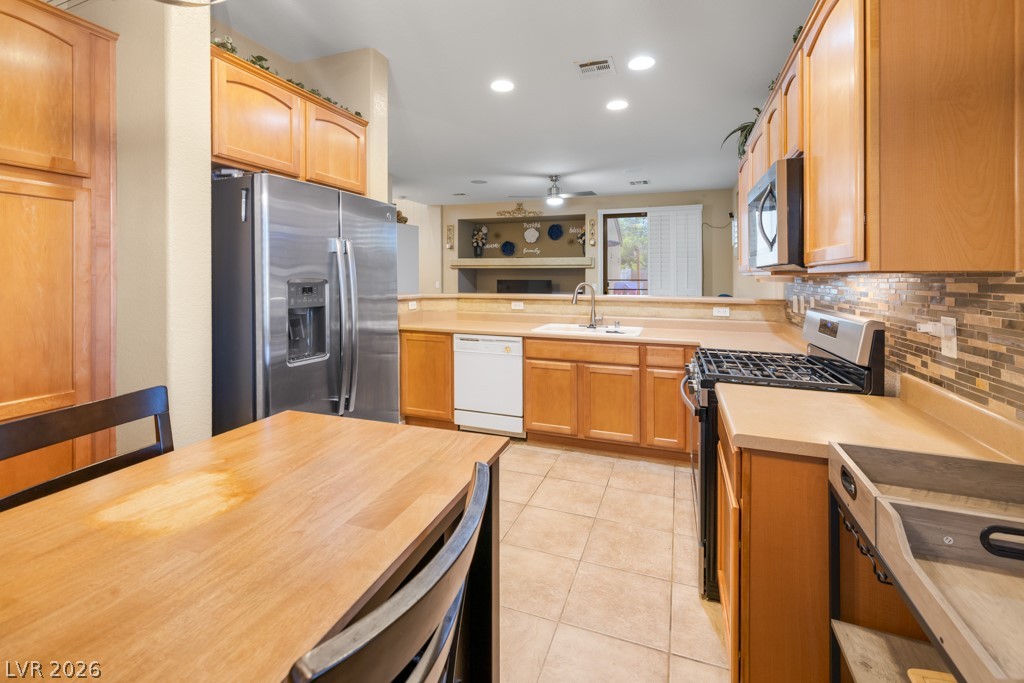 712 Vincents Dream Avenue North Las Vegas NV 89031