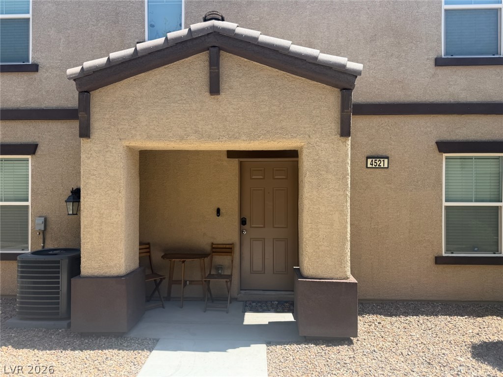 4521 Dover Straight Street Las Vegas NV 89115