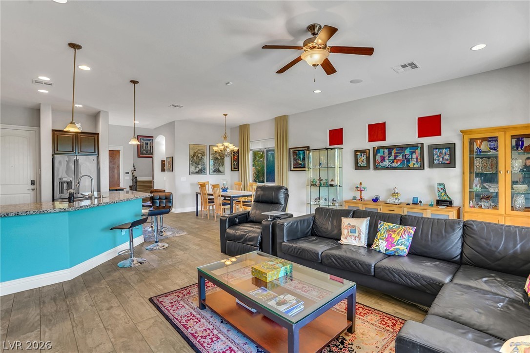 72 Newton Ridge Way Las Vegas NV 89183