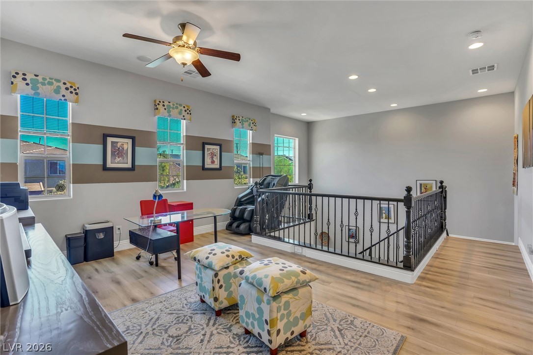 72 Newton Ridge Way Las Vegas NV 89183