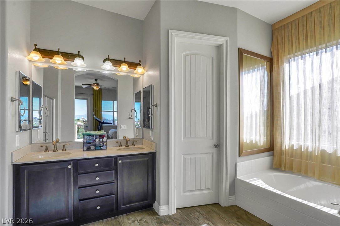 72 Newton Ridge Way Las Vegas NV 89183