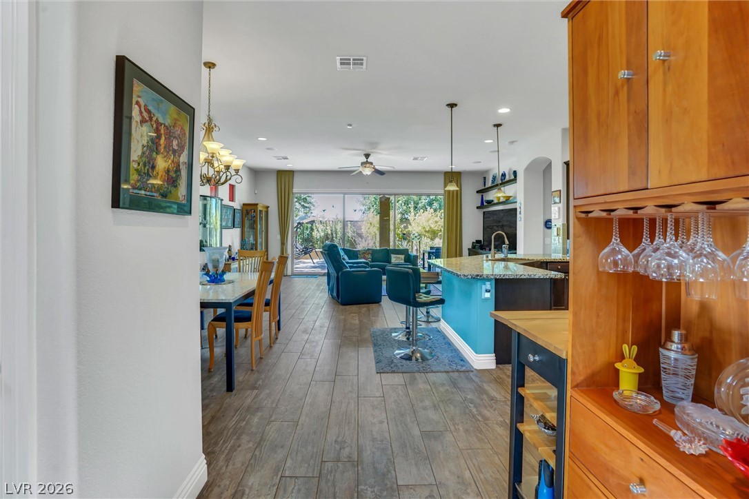 72 Newton Ridge Way Las Vegas NV 89183
