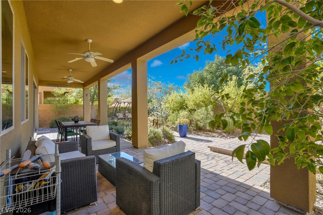 72 Newton Ridge Way Las Vegas NV 89183