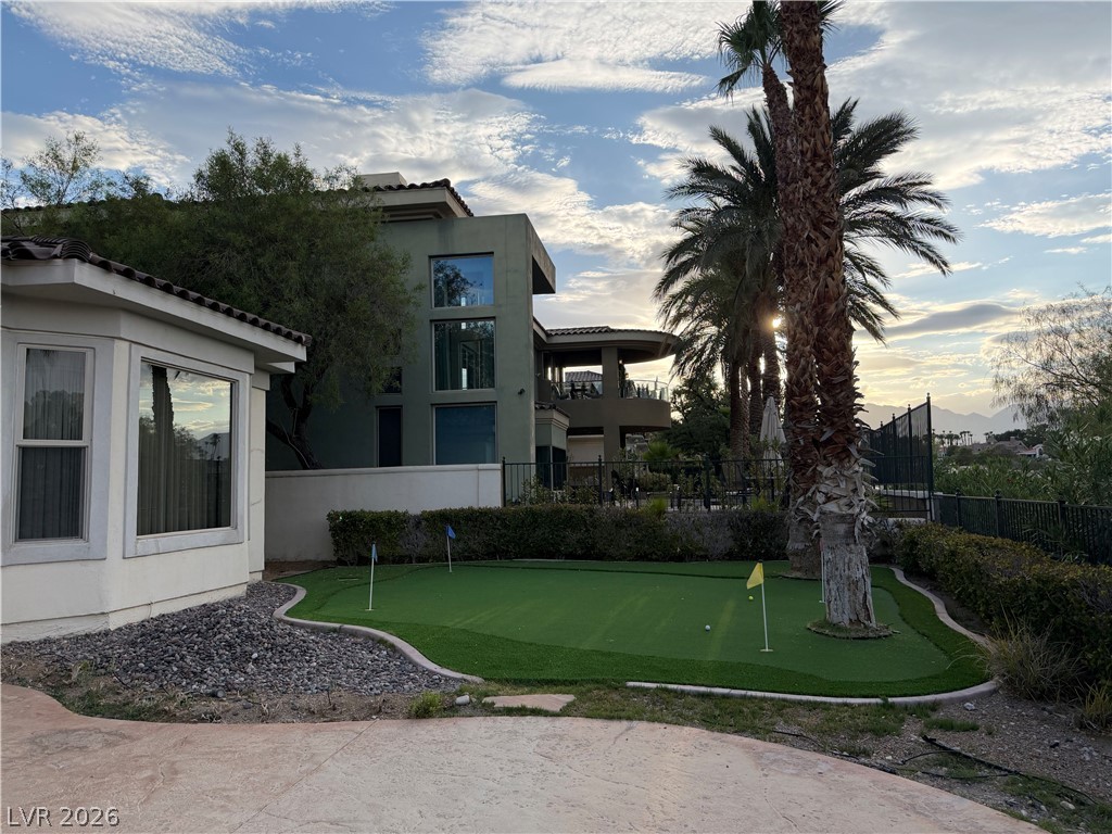 8604 Titleist Circle Las Vegas NV 89117