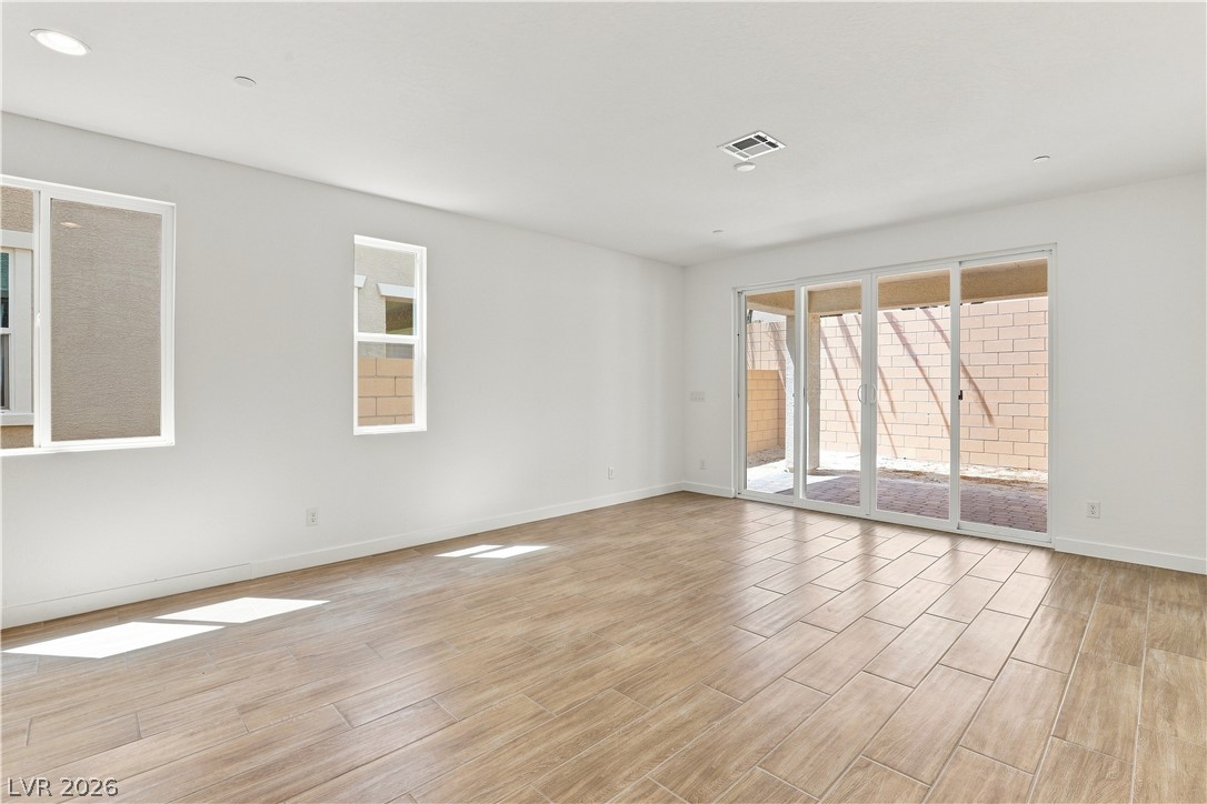 8243 Dwayne Frye Street Las Vegas NV 89148