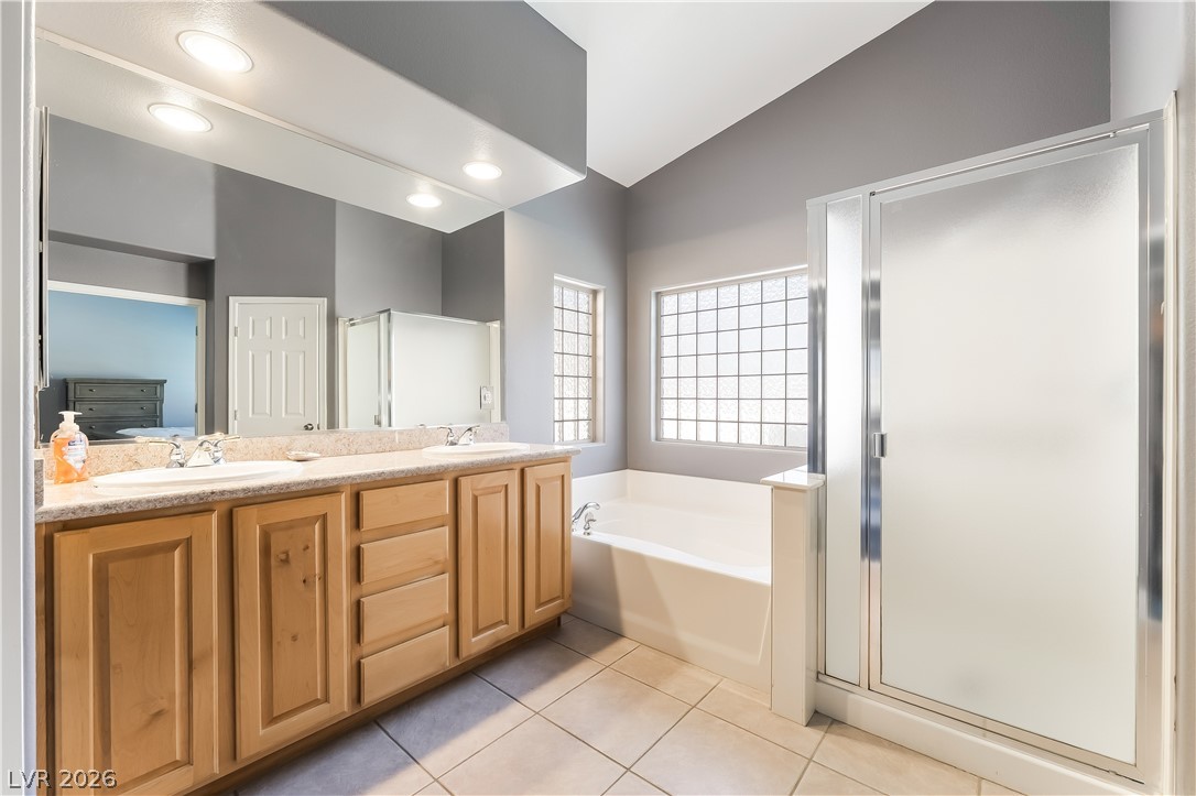 62 Harbor Coast Street Las Vegas NV 89148