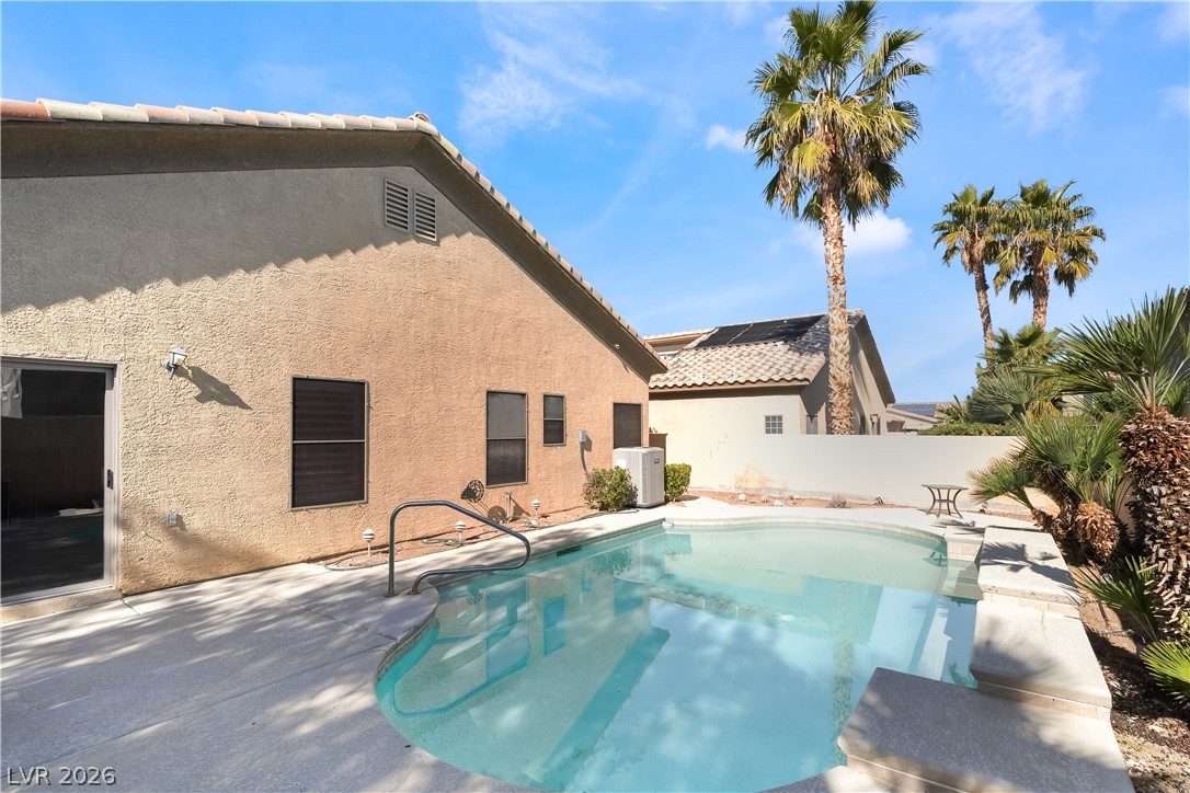 62 Harbor Coast Street Las Vegas NV 89148