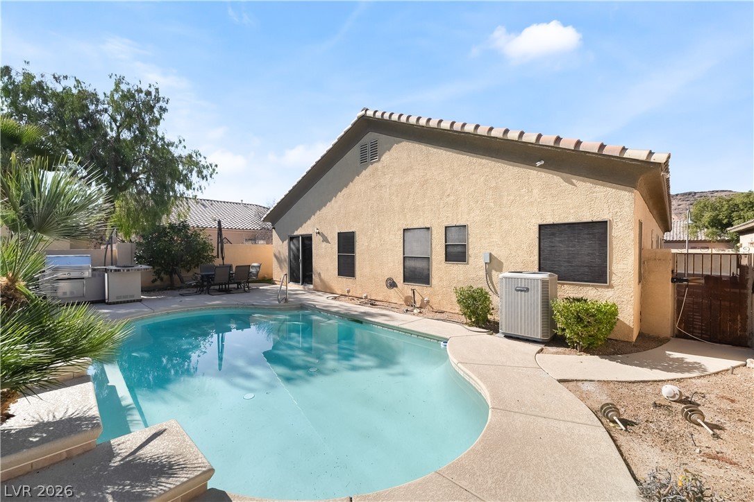 62 Harbor Coast Street Las Vegas NV 89148