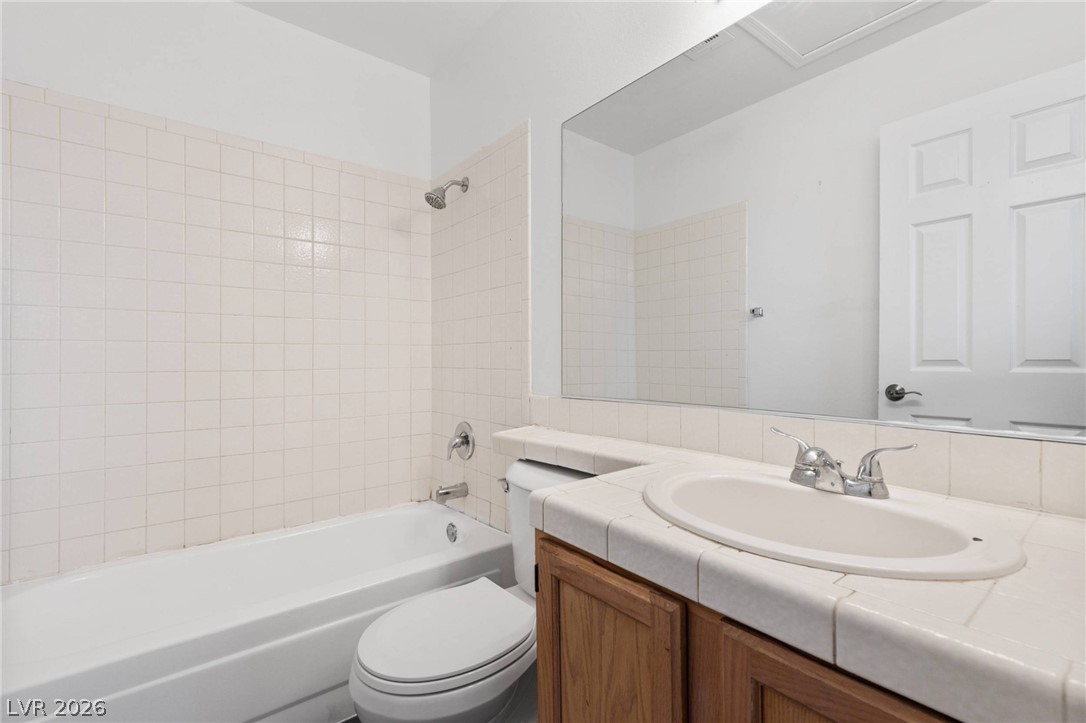 2132 Chertsey Drive B Las Vegas NV 89108
