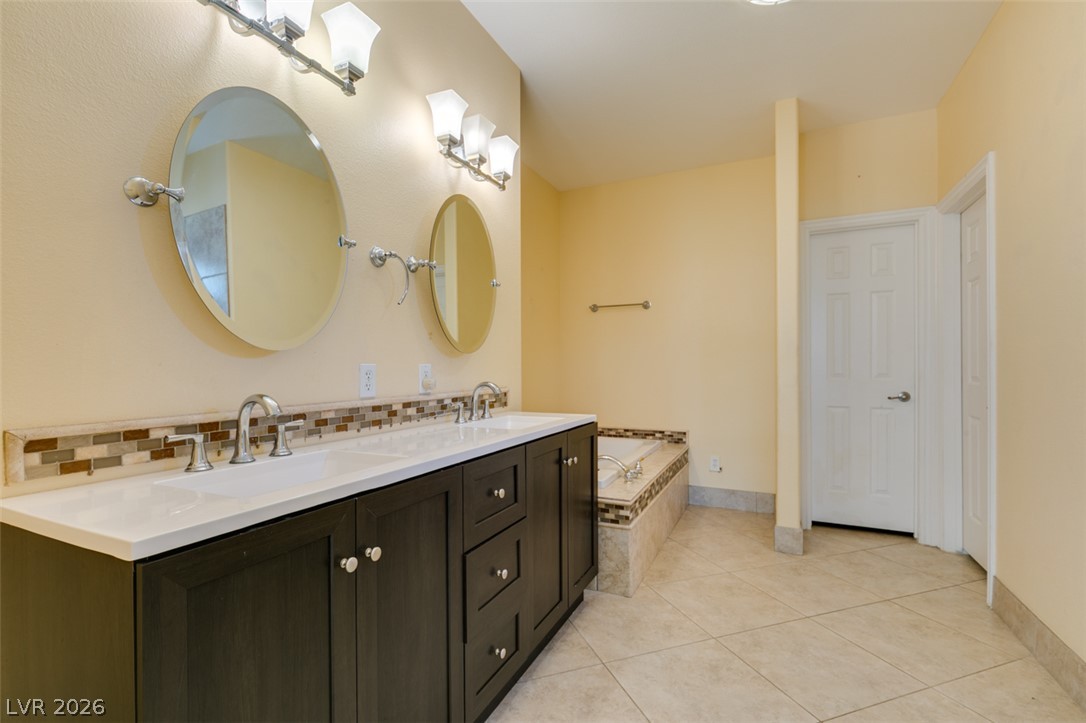 6292 Fisher Avenue Las Vegas NV 89130