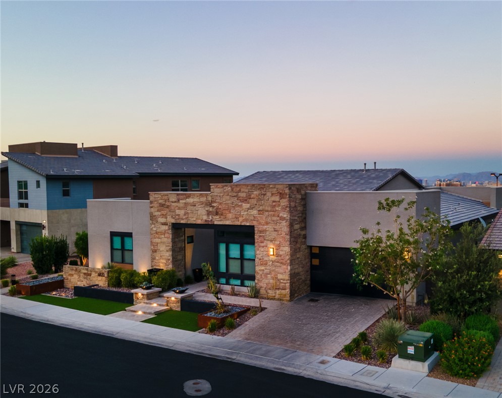 6820 Equinox Cliff Street Las Vegas NV 89135