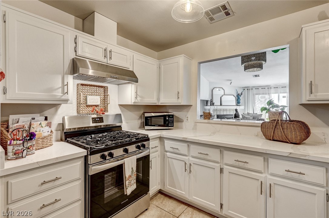 216 Yardarm Way Las Vegas NV 89145