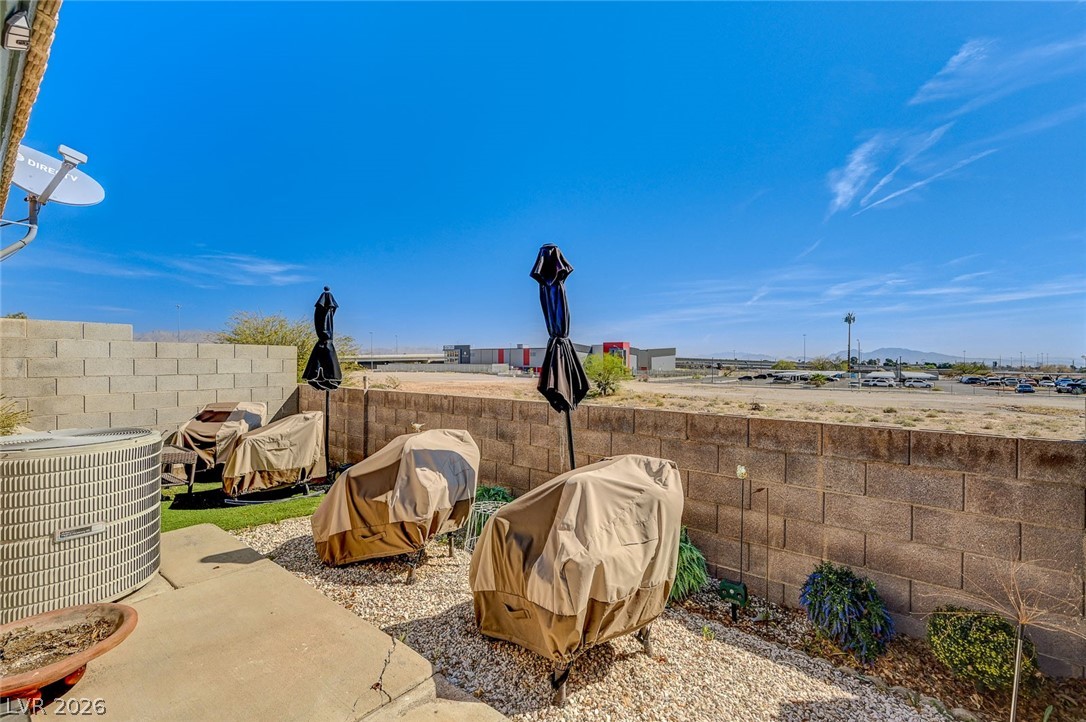 216 Yardarm Way Las Vegas NV 89145