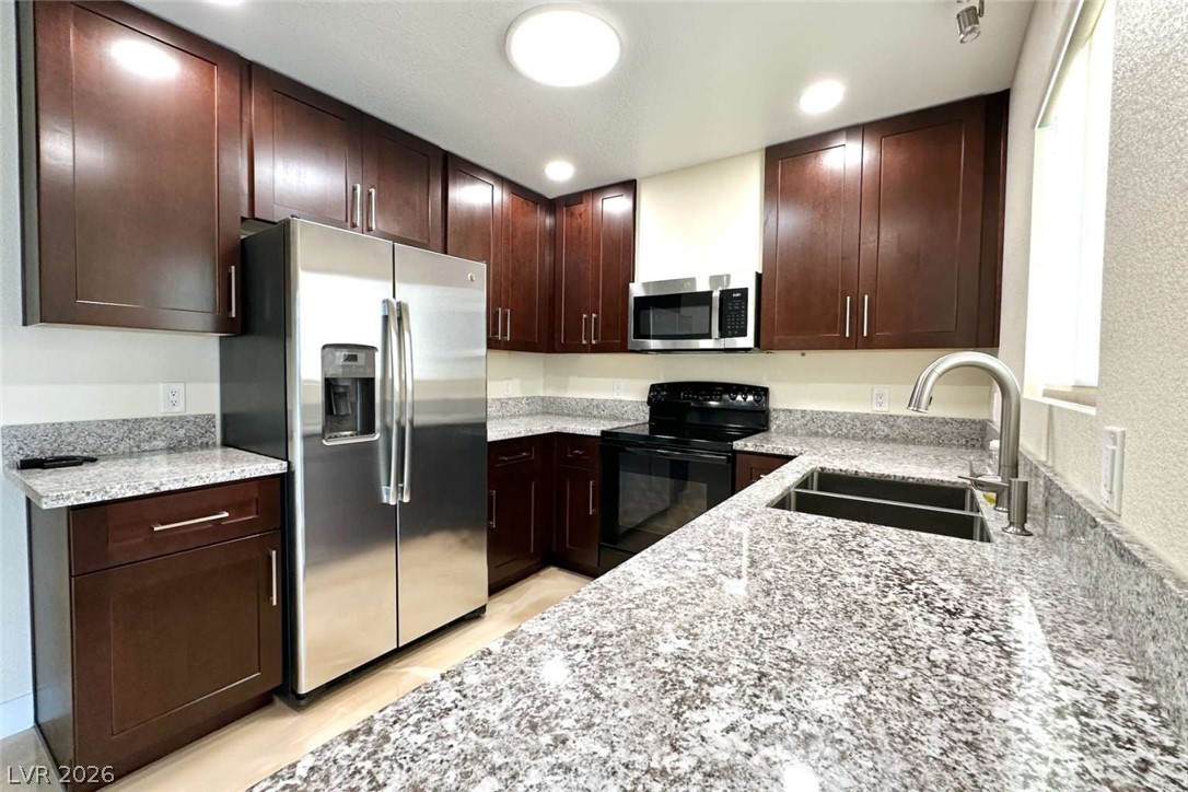 607 Oldham Avenue Henderson NV 89014