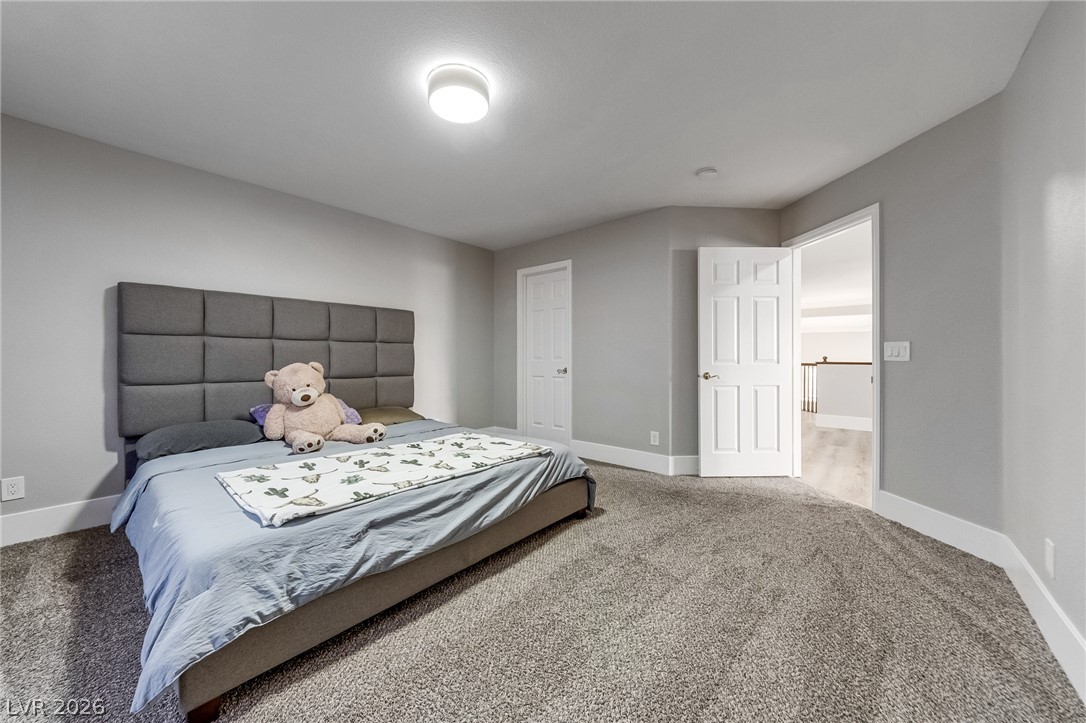 5668 Wild Olive Street Las Vegas NV 89118