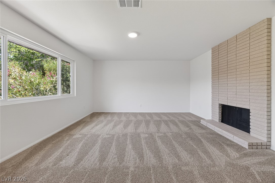 422 Greenbriar Townhouse Way Las Vegas NV 89121