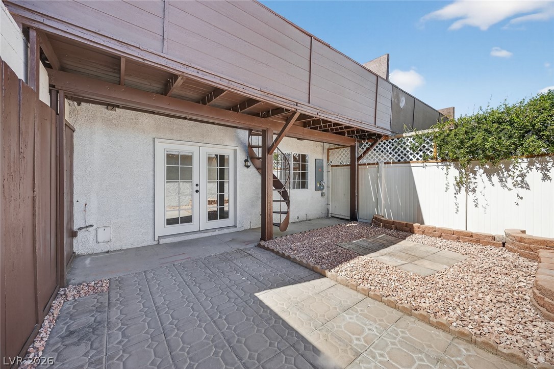 422 Greenbriar Townhouse Way Las Vegas NV 89121