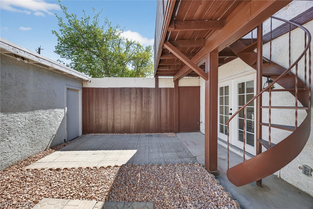 422 Greenbriar Townhouse Way Las Vegas NV 89121