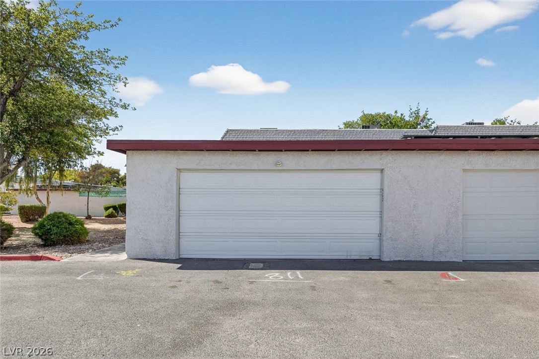 422 Greenbriar Townhouse Way Las Vegas NV 89121