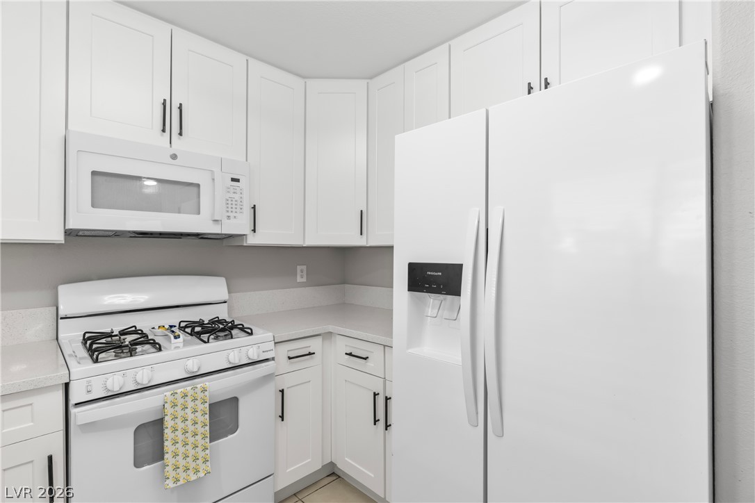 2433 Cliffwood Drive Henderson NV 89074
