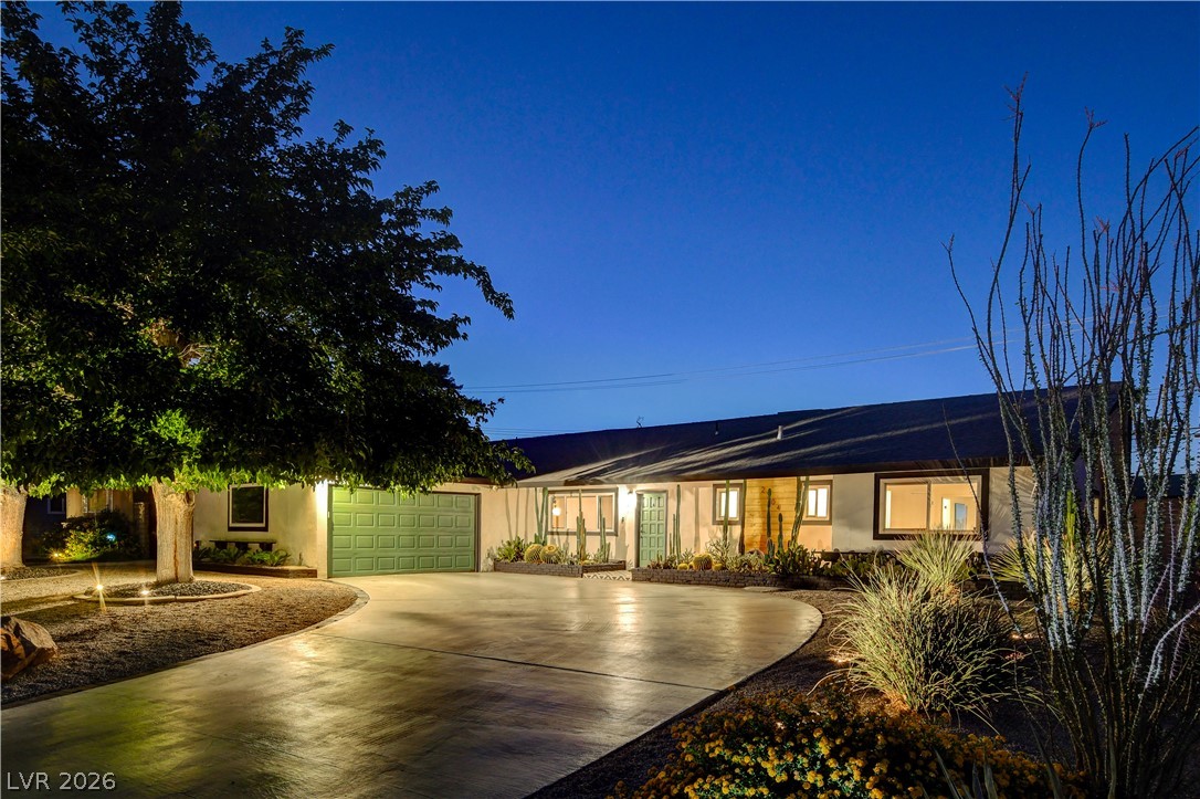 2704 Gilmary Avenue Las Vegas NV 89102