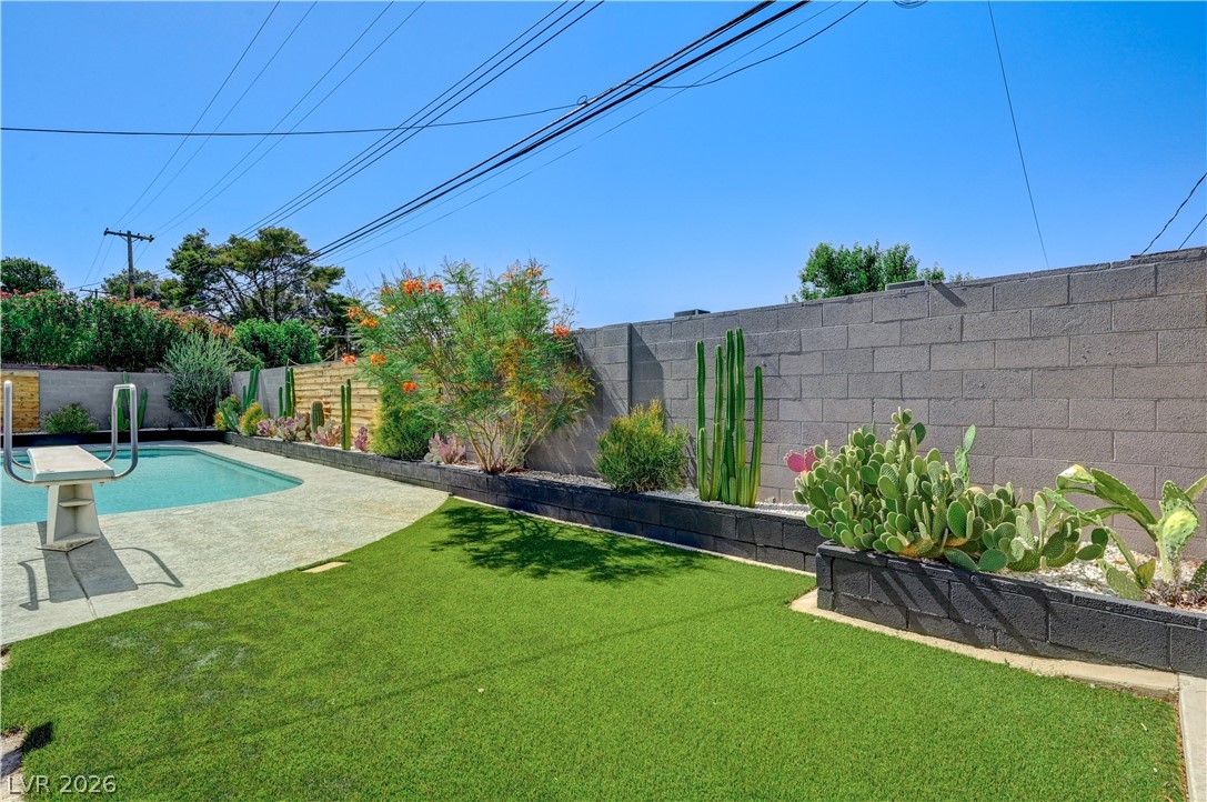 2704 Gilmary Avenue Las Vegas NV 89102