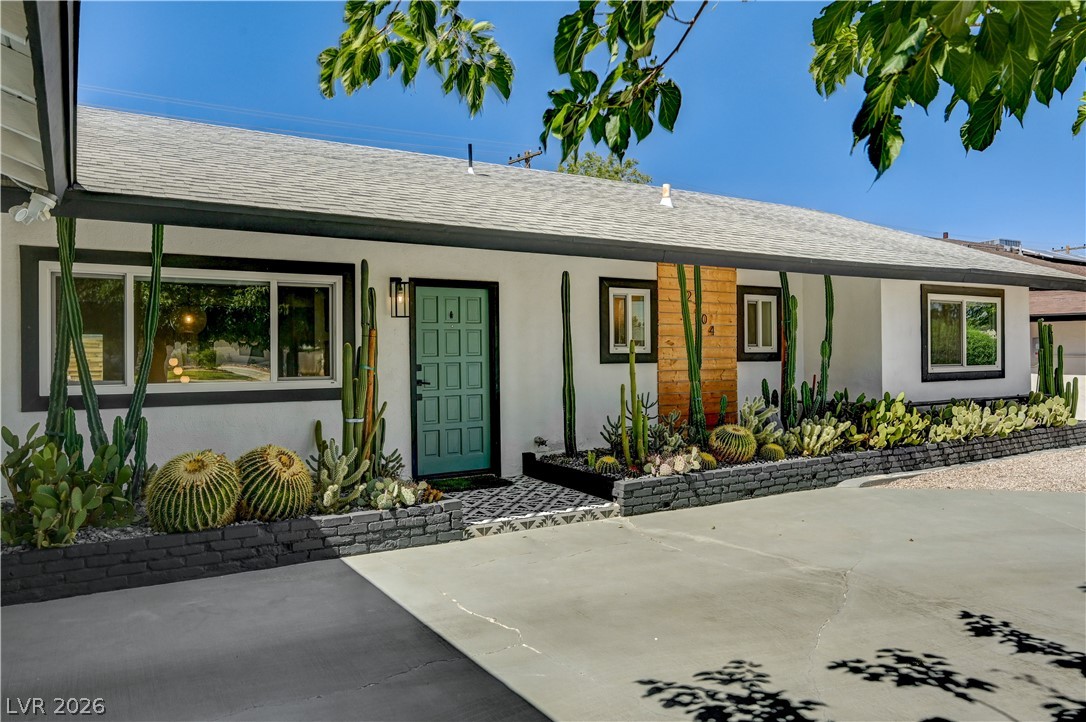 2704 Gilmary Avenue Las Vegas NV 89102