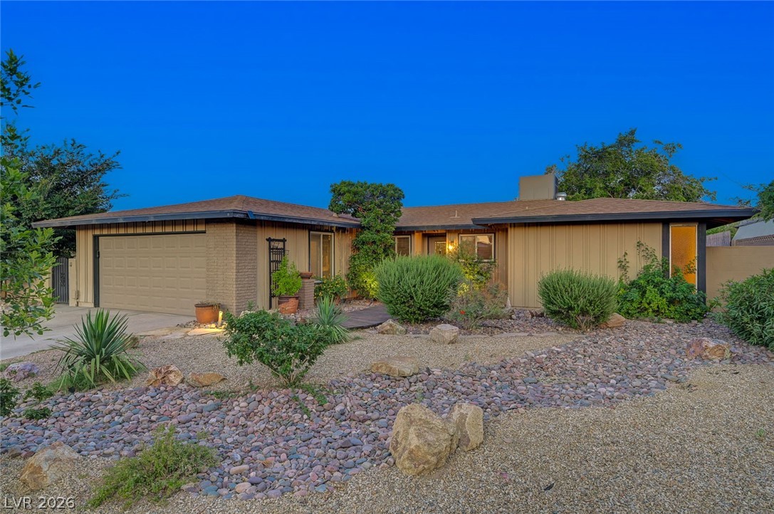 3949 Brighthill Avenue Las Vegas NV 89121