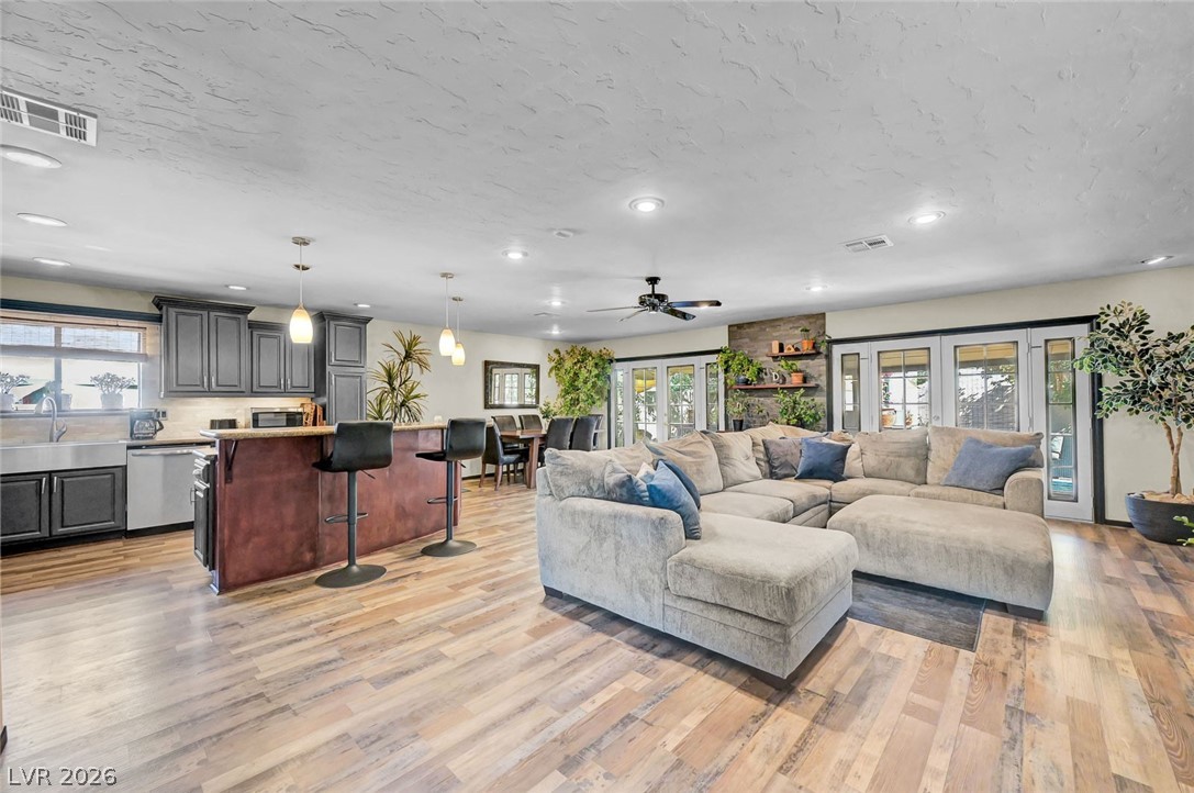 3949 Brighthill Avenue Las Vegas NV 89121
