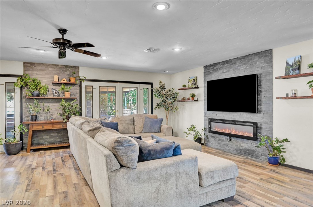 3949 Brighthill Avenue Las Vegas NV 89121