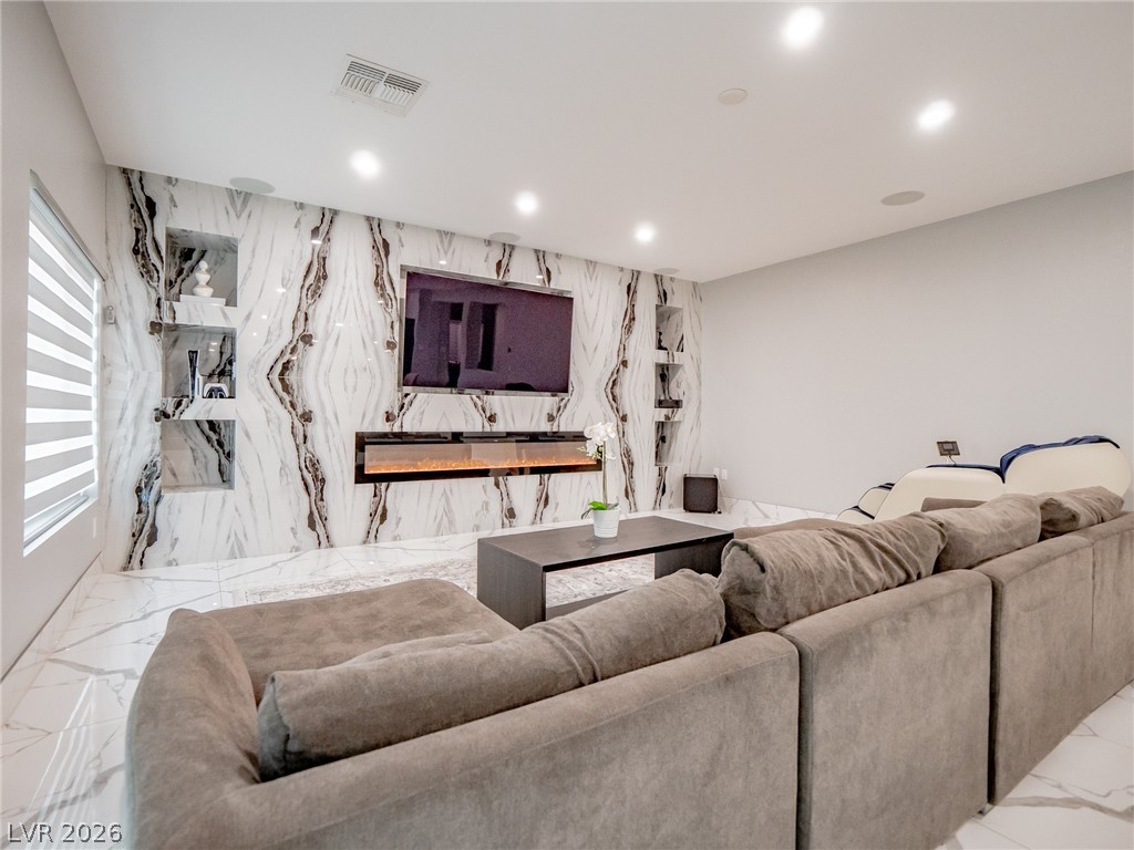 8485 Iron Heart Lane Las Vegas NV 89113