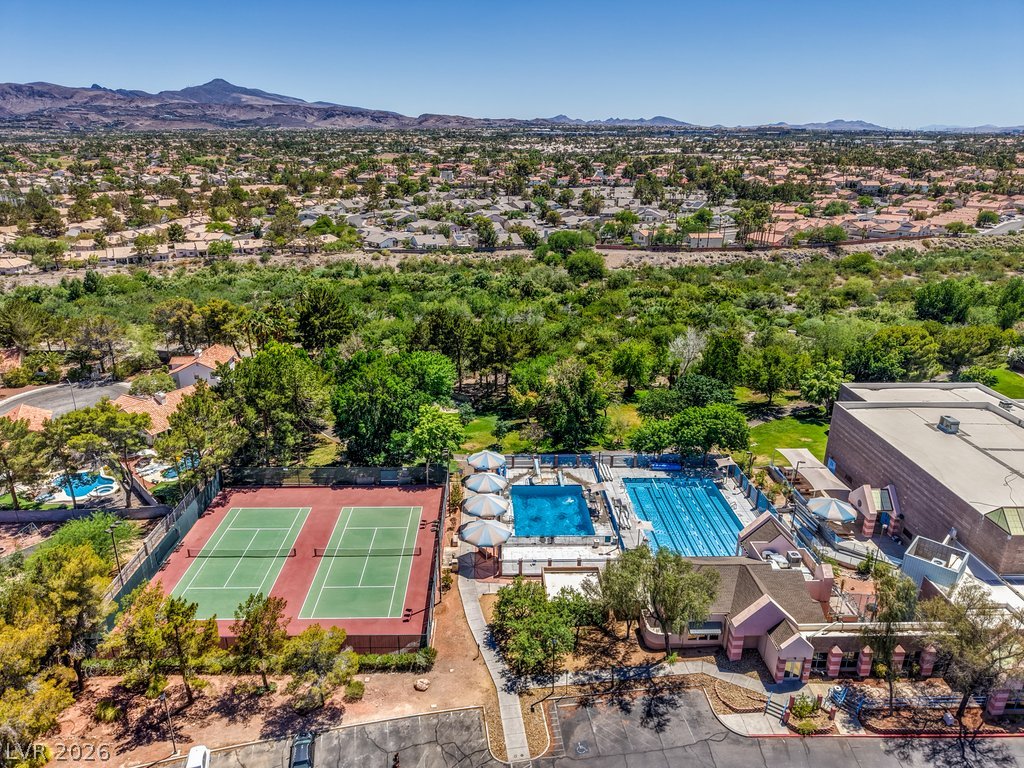 2027 Shadow Brook Way Henderson NV 89074