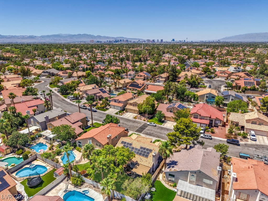 2027 Shadow Brook Way Henderson NV 89074