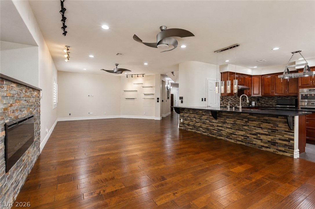 9592 Camino Capistrano Lane Las Vegas NV 89147