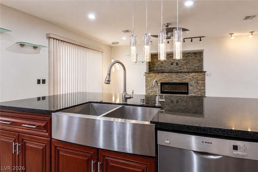 9592 Camino Capistrano Lane Las Vegas NV 89147