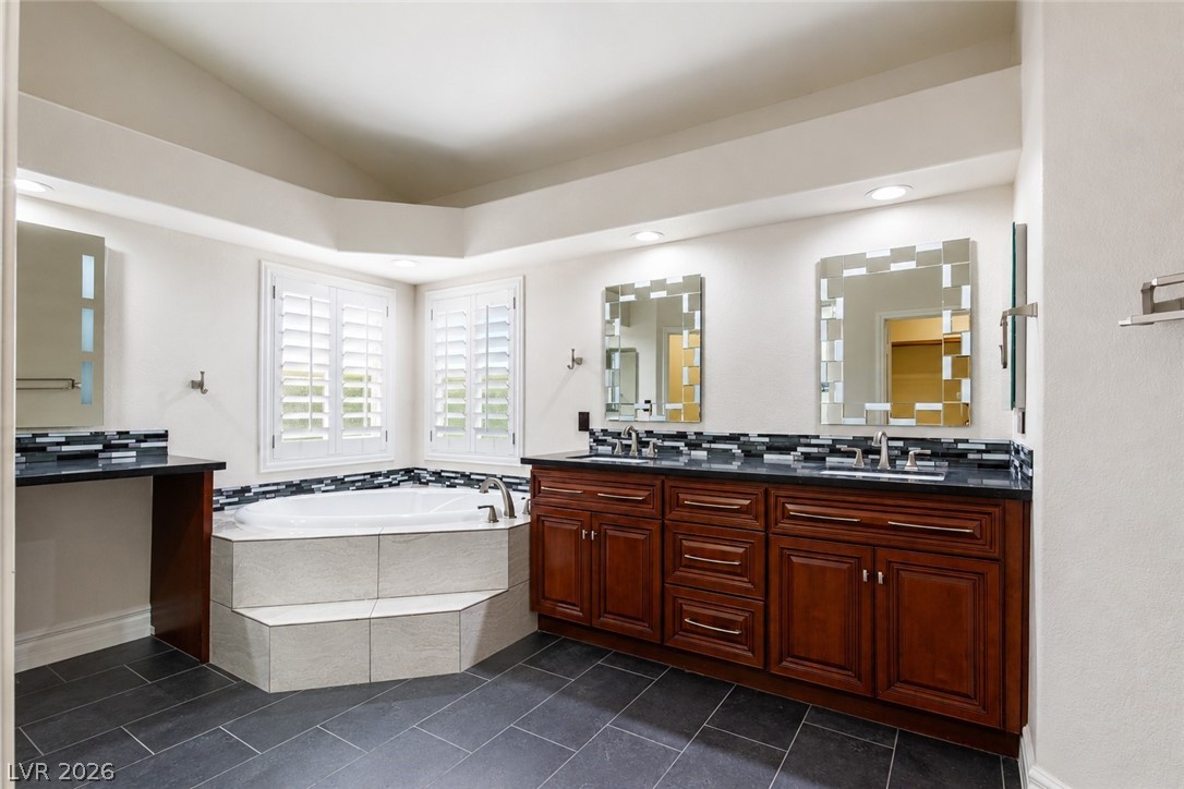 9592 Camino Capistrano Lane Las Vegas NV 89147