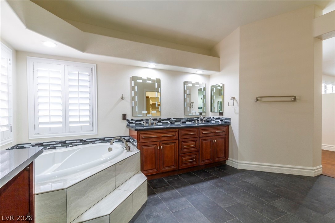 9592 Camino Capistrano Lane Las Vegas NV 89147