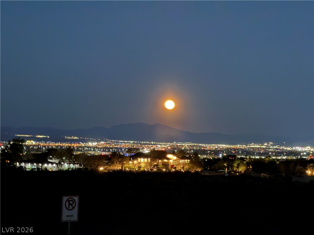 6102 Rocketman Circle Las Vegas NV 89149