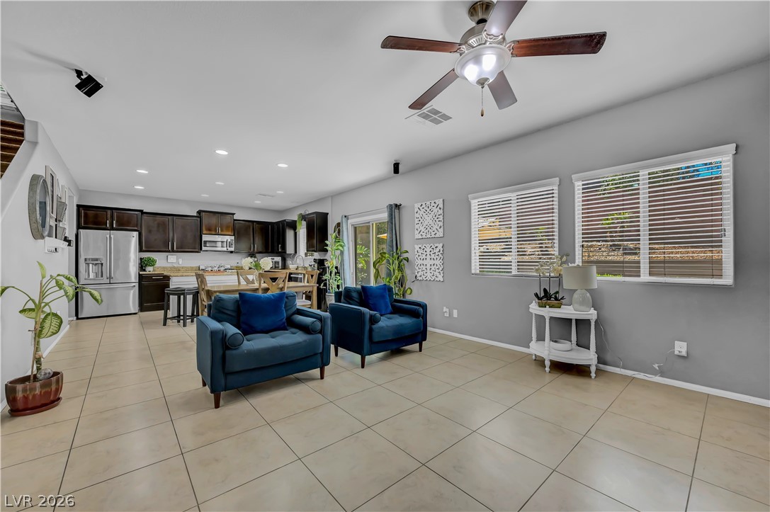 8083 Mosaic Sunrise Lane Las Vegas NV 89166