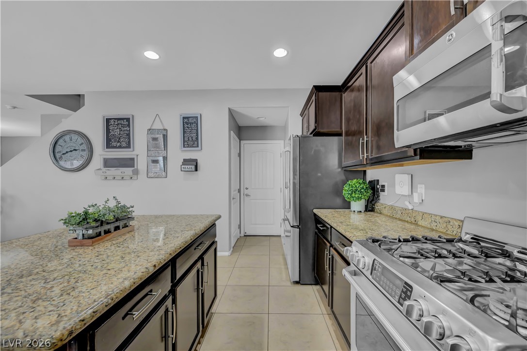 8083 Mosaic Sunrise Lane Las Vegas NV 89166