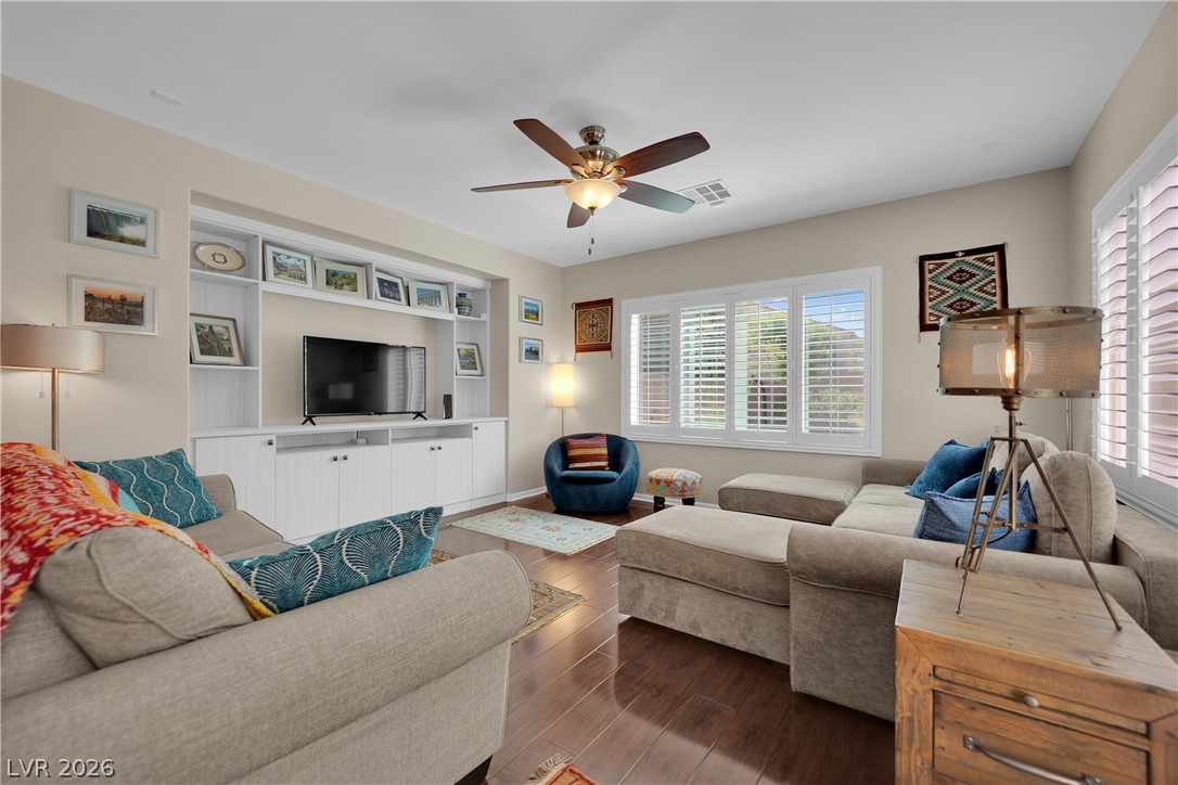 823 Paseo Cerro Place Las Vegas NV 89138