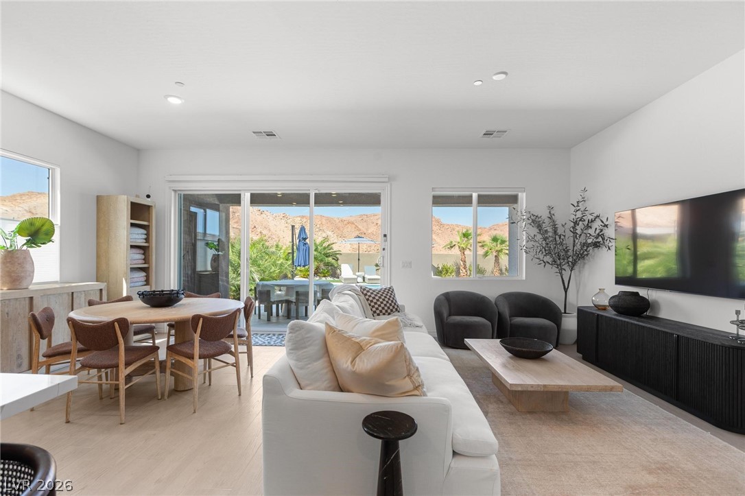 153 Juliette Pointe Lane Henderson NV 89011