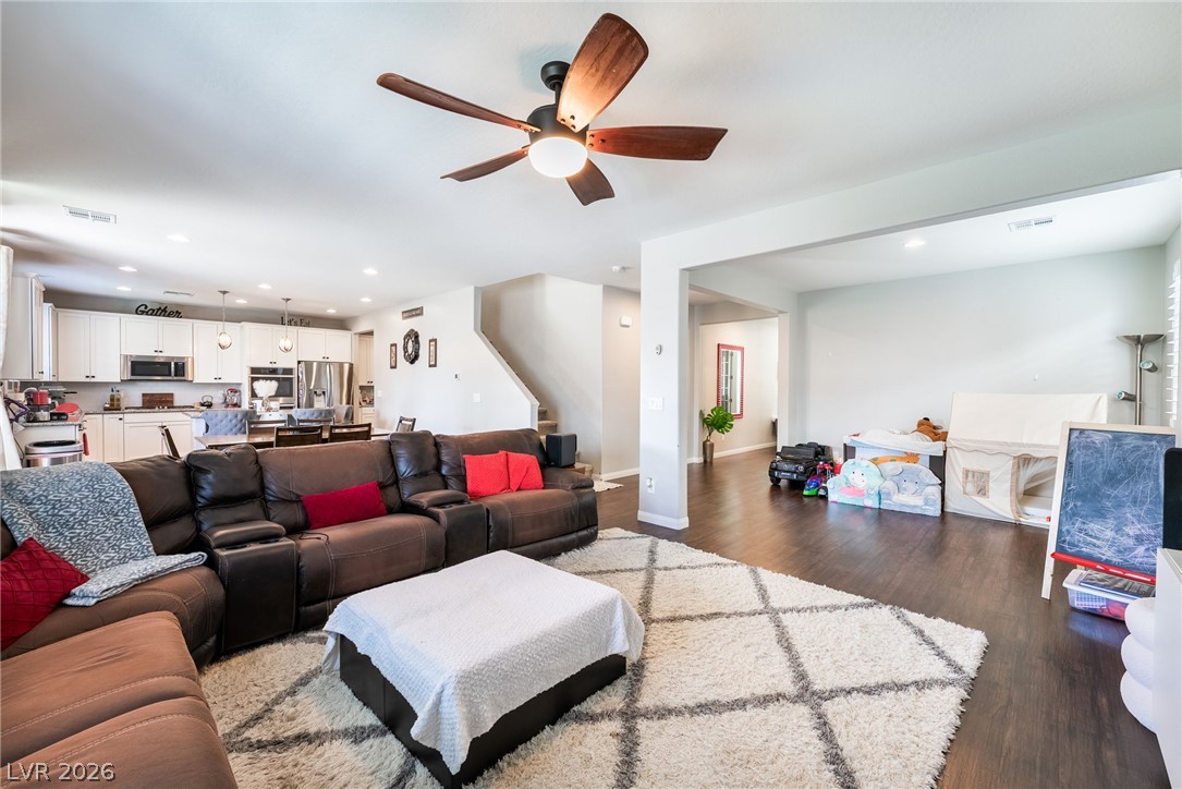 10948 Wonder Hills Street Las Vegas NV 89141