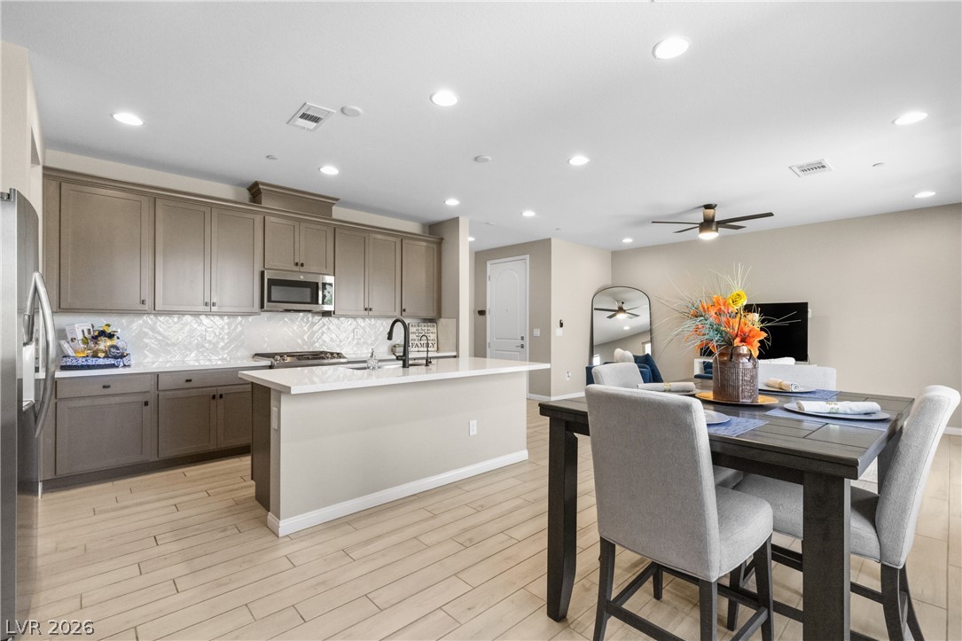 9452 Lunar Ray Street Las Vegas NV 89143