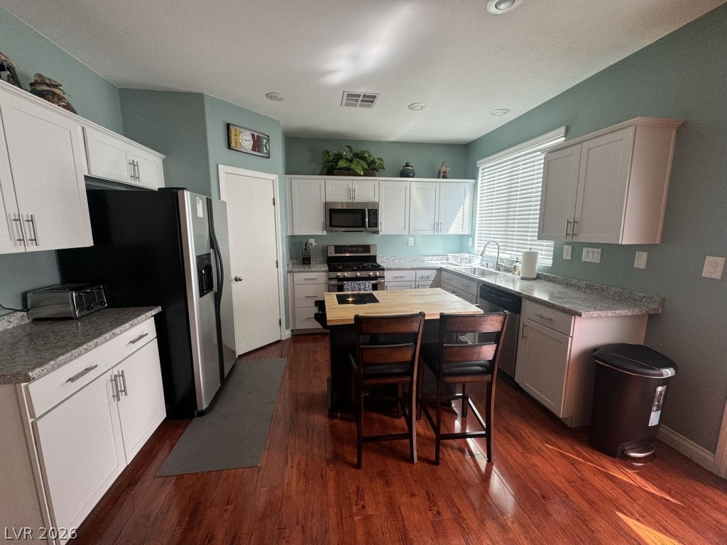 9695 Ridgebluff Avenue Las Vegas NV 89148
